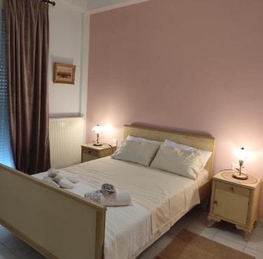Vassiliki 's home, Central 1st floor apartment in Agrinio