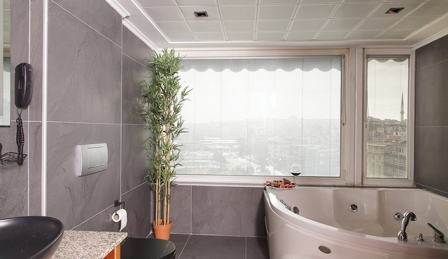 Vatan Asur Otel
