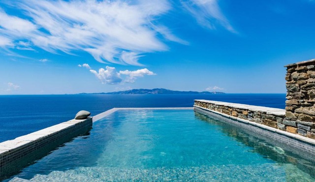 VATHI BLEU PRIVATE VILLAS