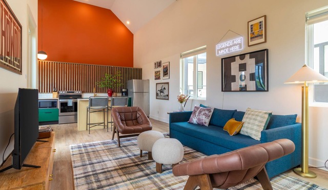 Vaulted Ceilings + Open Layout | Germantown Eats + Nissan Stadium | Conway