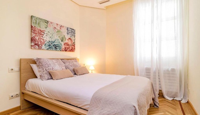 Velazquez Suites