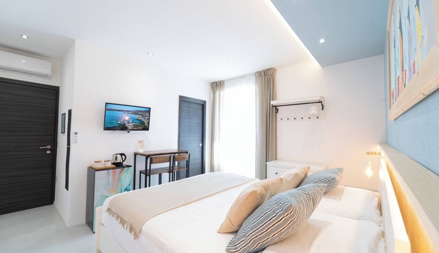 Velis - art & hospitality