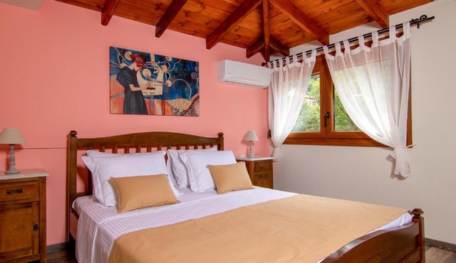Velpina Apartments