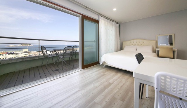 VeneChia Pension