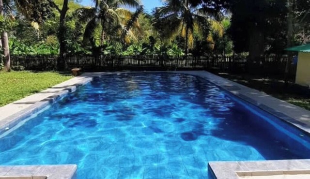 "Verdant's haven" Massages, Views, Fiber. A/C, housekeepingnVilla Marcella
