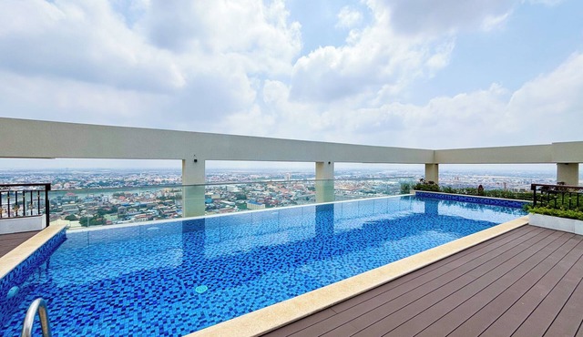Versailles Square by Soben Homes