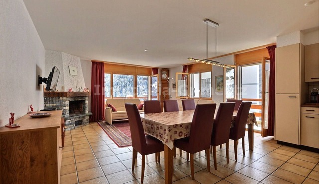 Very comfortable flat for 7 people, living room with fireplace, kitchen area with dishwasher, 1 doub