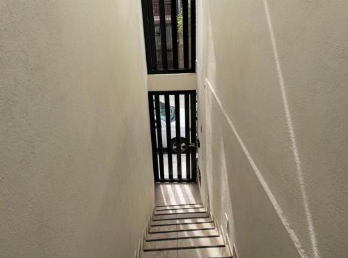 Very comfortable room for 2 people, 5 minutes from the fair