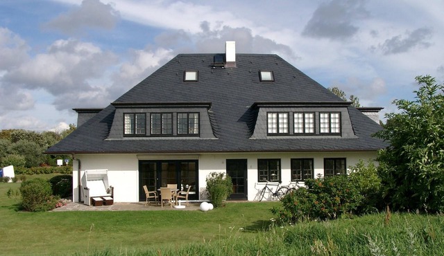 Very modern first floor apartment in Archsum with great views