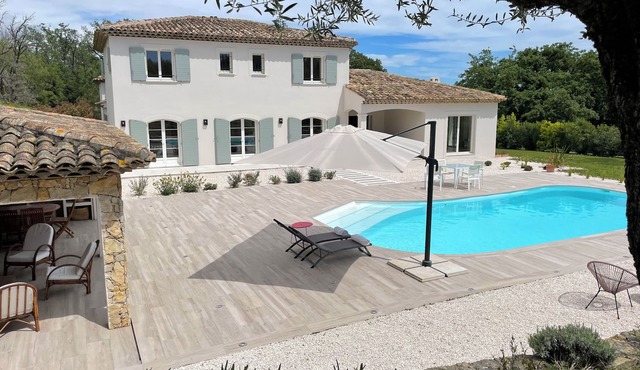 VERY NICE RECENT VILLA - VALBONNE