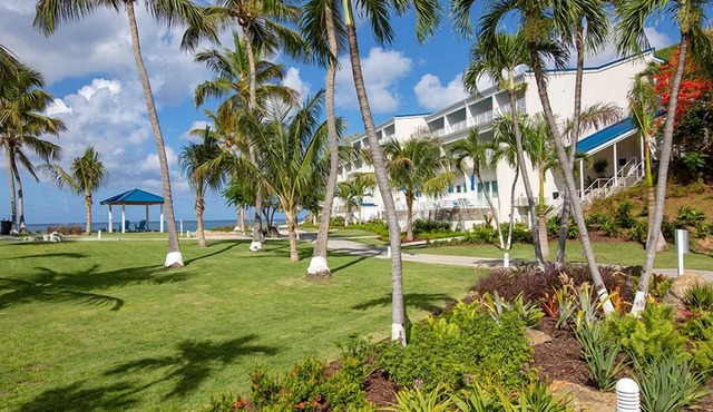 Very Romantic Secluded Beach Getaway in St. Thomas Island