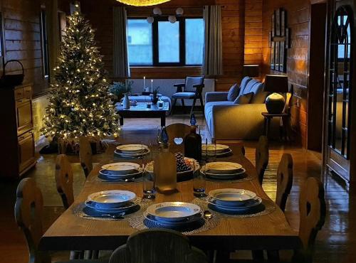 VIA AURUM Modern-rustic guesthouse in Transylvania