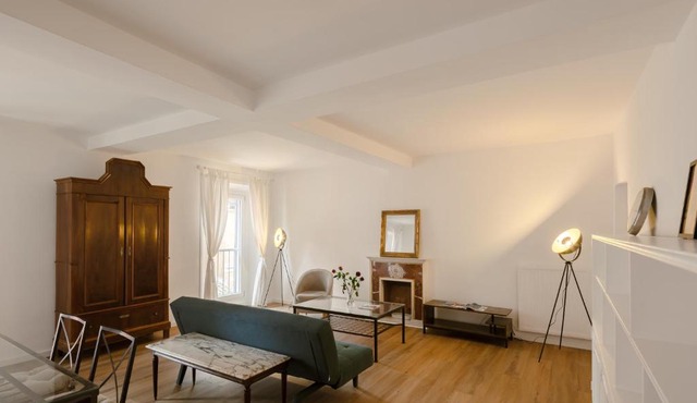 Via Francesco Crispi Private Apartment