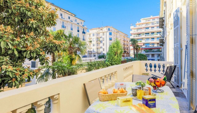 VIA ITALIA AP1054 by RIVIERA HOLIDAY HOMES