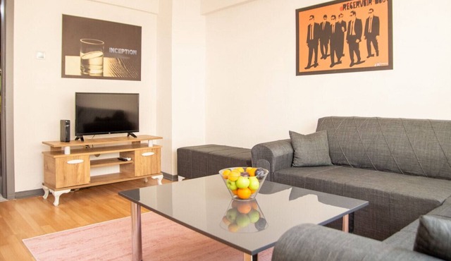 Vibrant and Central Flat near Kordon in Alsancak