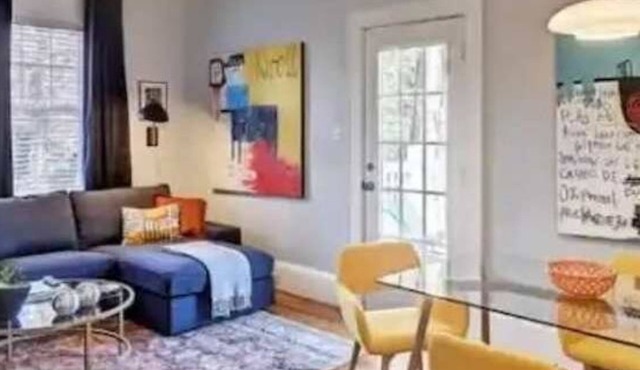Vibrant Dilworth 2BR King Condo | Porch | Walkable