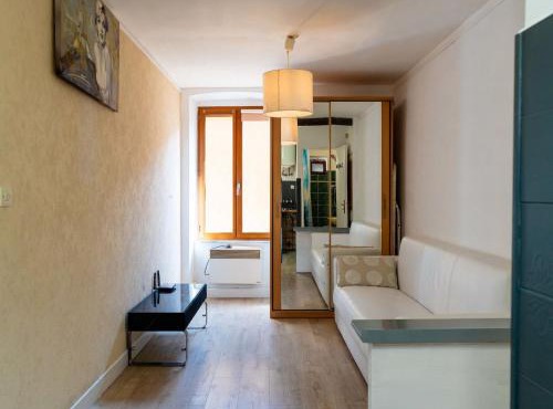 Vico della Ronda Studio Apartment