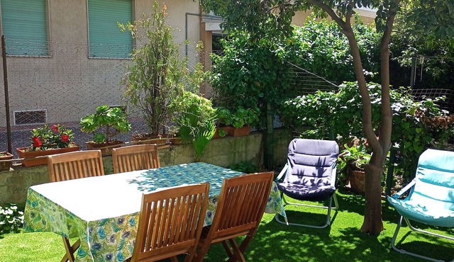 VICTOR APARTMENT 100 METERS FROM THE BEACH