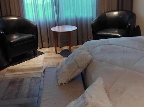 VICTORIA BED and BREAKFAST 1 A 3KM AEROPUERTO EZEIZA