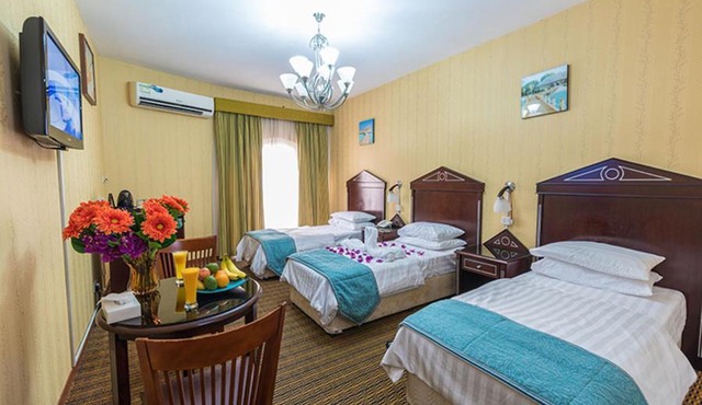 Victoria Hotel