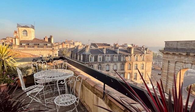 Views, Elevator, Air-Conditioning and fast WiFi