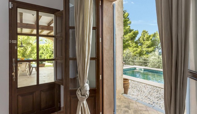 Views, space, privacy. The perfect definition for this home