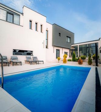 Vila AIDA
