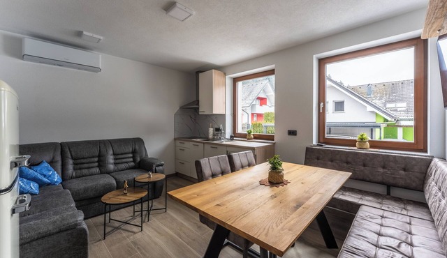 Vila Hrastnica 3 Apartma Princ famaly friendly near Škofja Loka