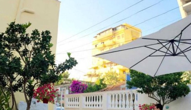 Vila MAX