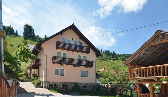 Vila Moecel