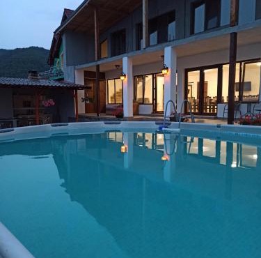 Vila Smeu