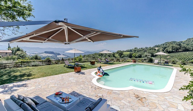 Villa in Tuscany with swimming pool