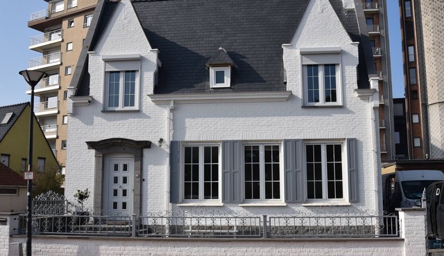 Villa 10 pers - Westende - 4 bed - 2 bath - 5 min from the beach!