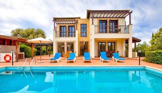 Villa 143 Oleander - Two Bedroom Villa, Sleeps 4