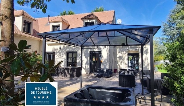 Villa 16pers - 240m2 sur 3800m2 de Jardin - Jaccuzzi 6/7 Places
