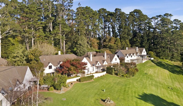 Villa 3 Milton Park
