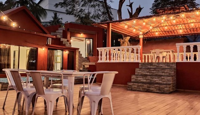 Villa 406, Dr Wade with Private Pool and Gazebo in Royal Palms Mumbai