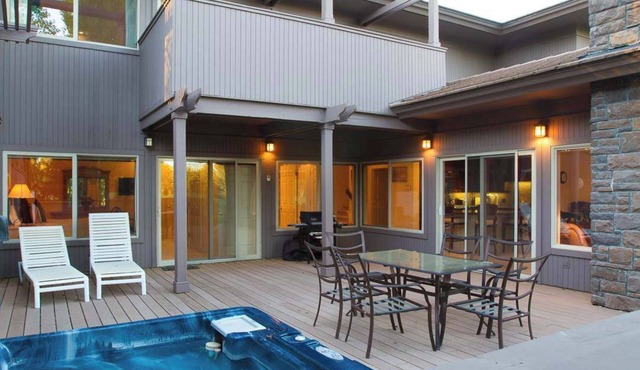Villa #5 at Broken Top
