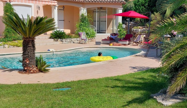 Villa 8 personnes