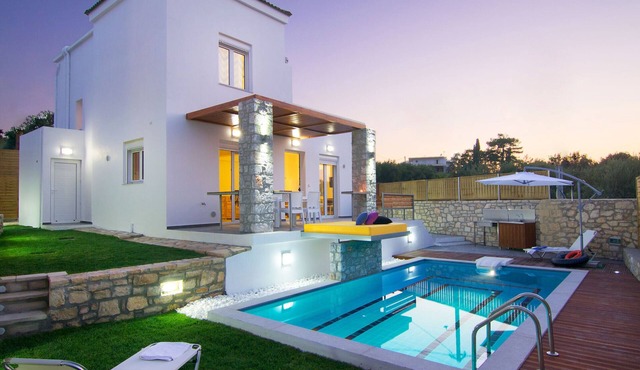 Villa Aada