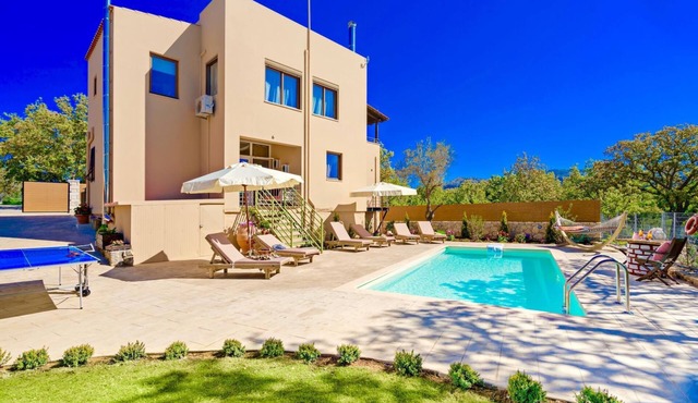 Villa Aclando with private swimming pool
