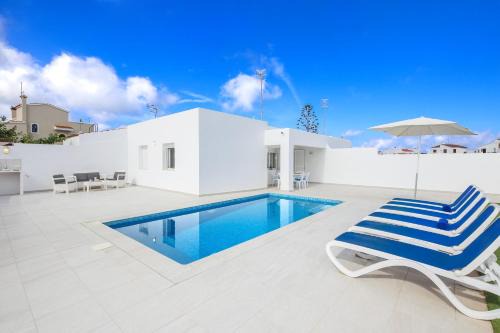 Villa Aday and Ixeia