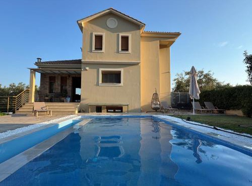 Villa Adelais App