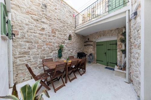 Villa Agora - Betina