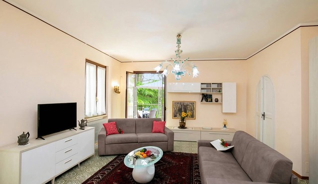 Villa Alberti Appartamento Emma, Salò, Italy