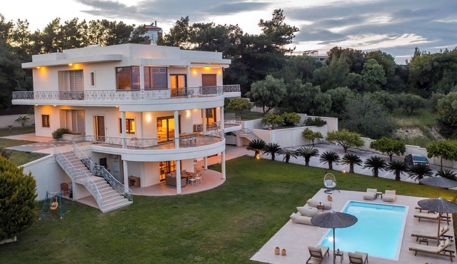 Villa Amaltheia Rhodes, 15 minutes from Rhodes Town
