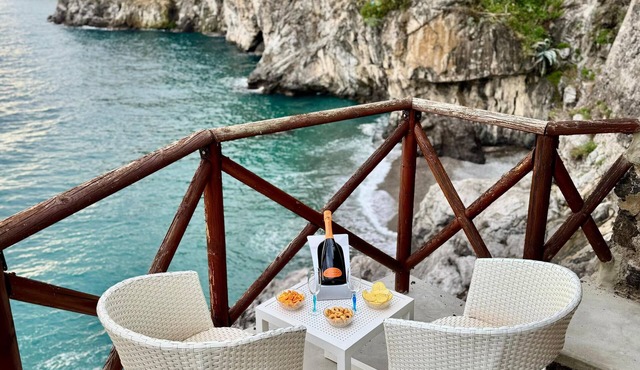 Villa Amare with beach and breathtaking view.