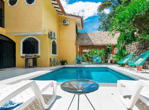 Villa Amarilla by Vacation Pura Vida