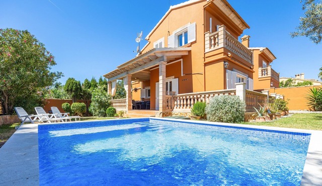 Villa 'Amelia Cerca De Cala Pi' with Private Terrace, Wi-Fi and Air Conditioning