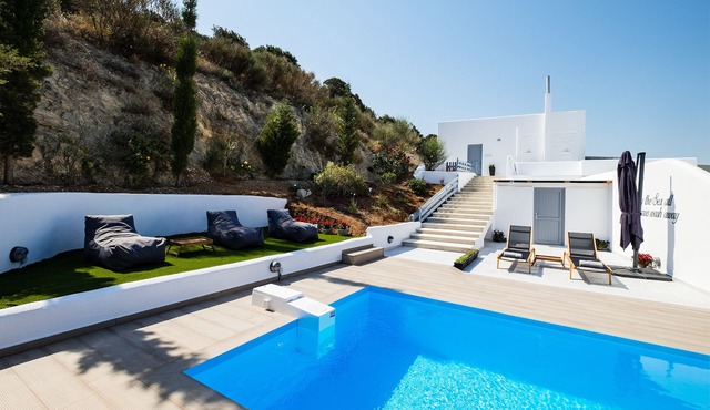 Villa Amphitrite with amazing sea view and private swimming pool